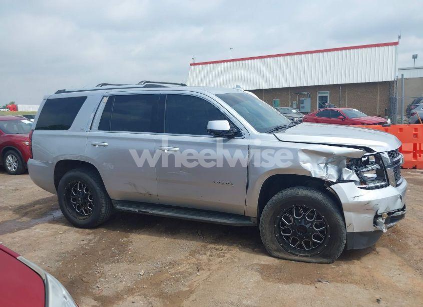 Photo 13 of 2015 Chevrolet Tahoe LT (VIN 1GNSKBKC8FR505107)