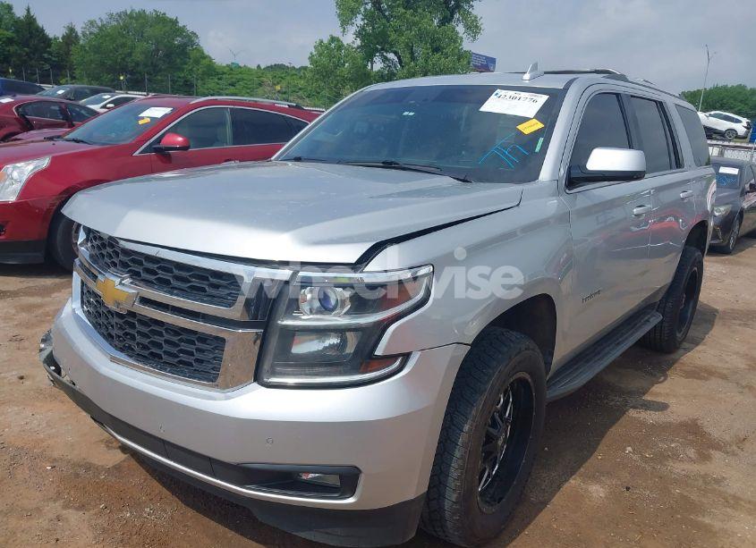Photo 2 of 2015 Chevrolet Tahoe LT (VIN 1GNSKBKC8FR505107)