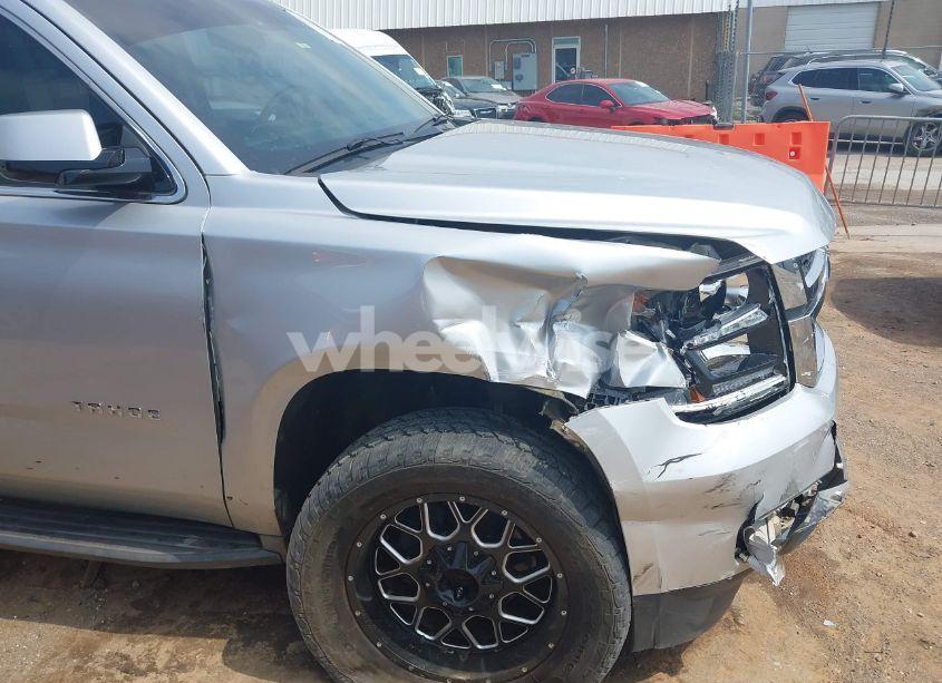 Photo 6 of 2015 Chevrolet Tahoe LT (VIN 1GNSKBKC8FR505107)