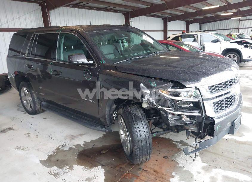 2017 Chevrolet Tahoe LT (VIN 1GNSKBKC8HR326004) main photo