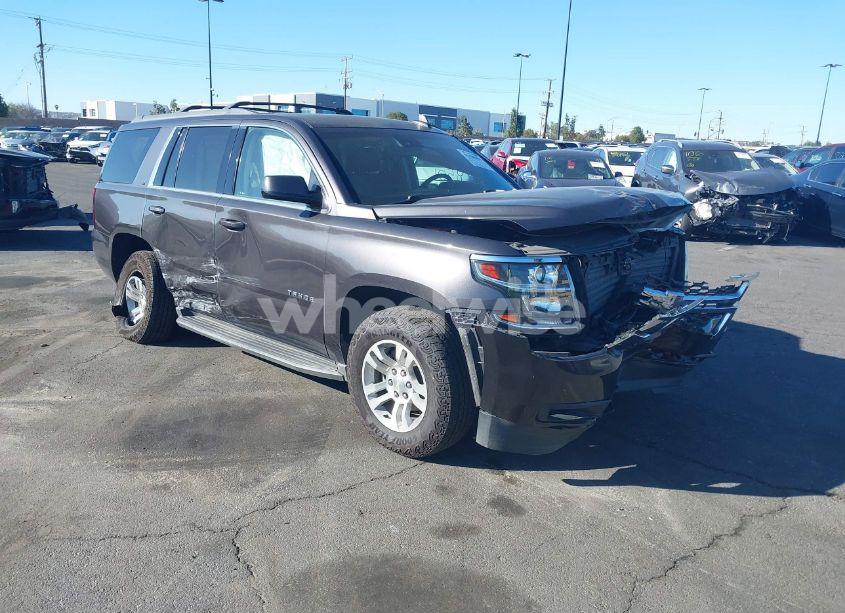 2018 Chevrolet Tahoe LT (VIN 1GNSKBKC8JR152537) main photo