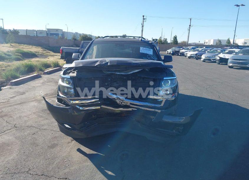 Photo 12 of 2018 Chevrolet Tahoe LT (VIN 1GNSKBKC8JR152537)