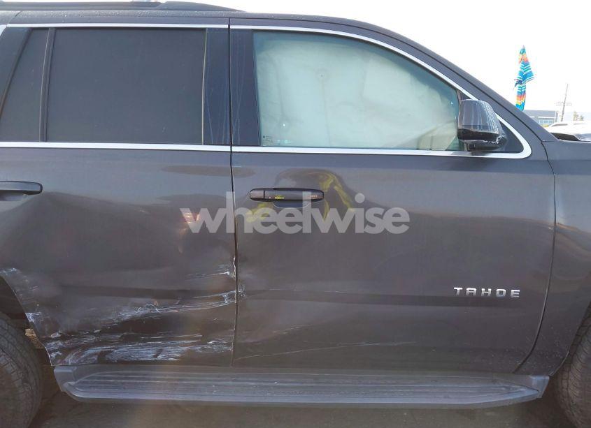 Photo 13 of 2018 Chevrolet Tahoe LT (VIN 1GNSKBKC8JR152537)