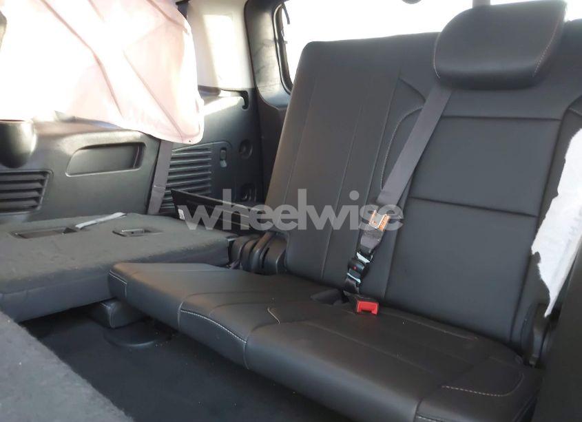 Photo 17 of 2018 Chevrolet Tahoe LT (VIN 1GNSKBKC8JR152537)