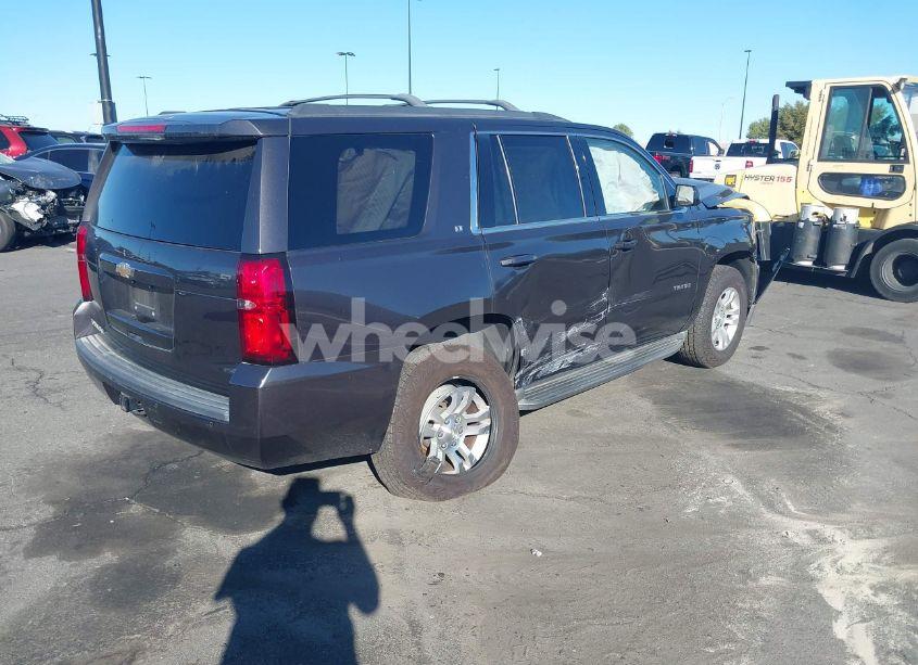 Photo 4 of 2018 Chevrolet Tahoe LT (VIN 1GNSKBKC8JR152537)