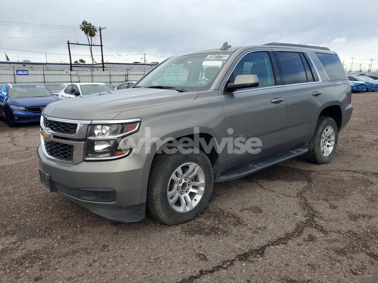 2018 CHEVROLET TAHOE K1500 LT (VIN 1GNSKBKC8JR364130) main photo