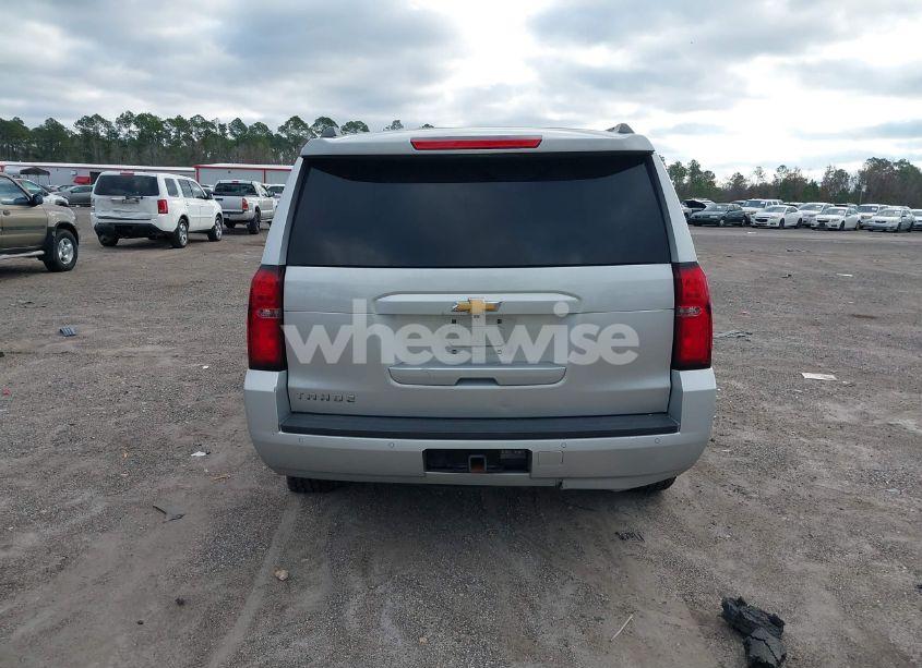 Photo 16 of 2018 Chevrolet Tahoe LT (VIN 1GNSKBKC8JR396978)