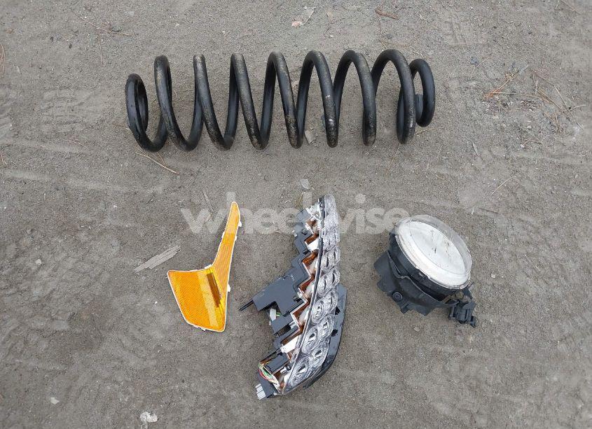 Photo 12 of 2019 Chevrolet Tahoe LT (VIN 1GNSKBKC8KR132516)