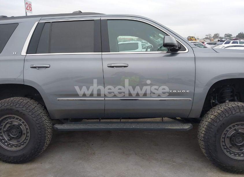 Photo 14 of 2019 Chevrolet Tahoe LT (VIN 1GNSKBKC8KR132516)