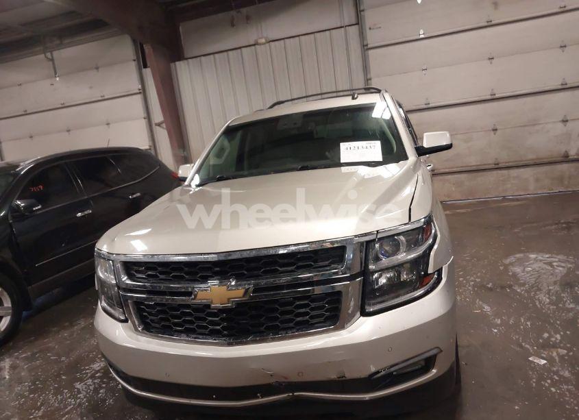 Photo 12 of 2015 Chevrolet Tahoe LT (VIN 1GNSKBKC9FR112801)