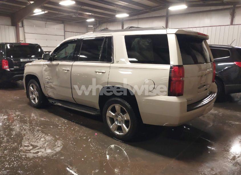 Photo 3 of 2015 Chevrolet Tahoe LT (VIN 1GNSKBKC9FR112801)
