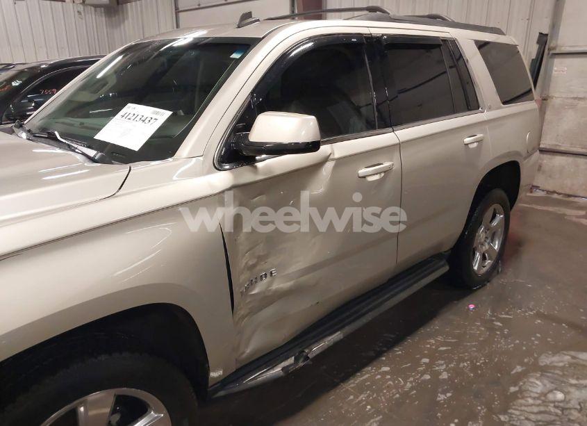 Photo 6 of 2015 Chevrolet Tahoe LT (VIN 1GNSKBKC9FR112801)