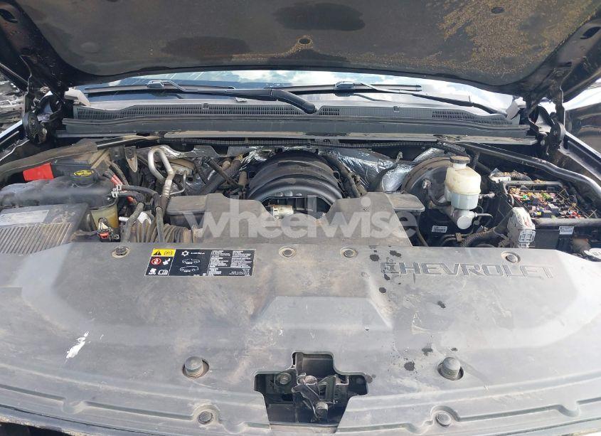 Photo 10 of 2015 Chevrolet Tahoe LT (VIN 1GNSKBKC9FR309662)