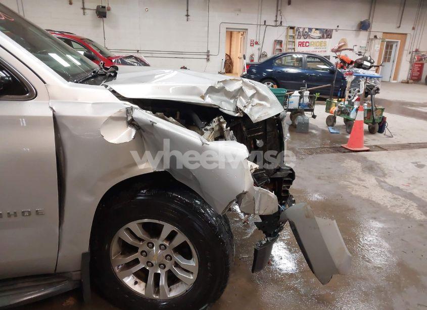 Photo 18 of 2016 Chevrolet Tahoe LT (VIN 1GNSKBKC9GR107597)