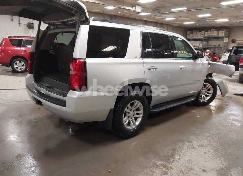 Photo 4 of 2016 Chevrolet Tahoe LT (VIN 1GNSKBKC9GR107597)