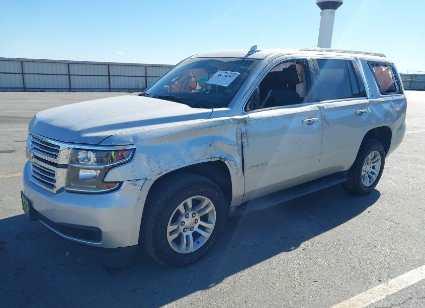 Photo 2 of 2016 Chevrolet Tahoe LT (VIN 1GNSKBKC9GR117255)