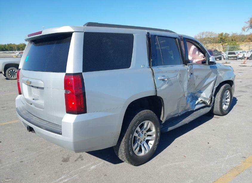 Photo 4 of 2016 Chevrolet Tahoe LT (VIN 1GNSKBKC9GR117255)