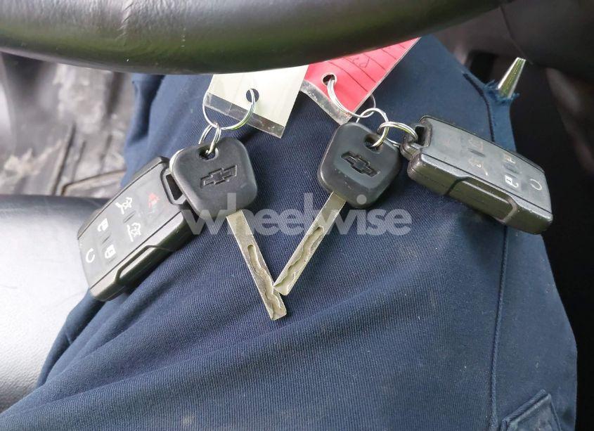 Photo 11 of 2016 Chevrolet Tahoe LT (VIN 1GNSKBKC9GR460468)