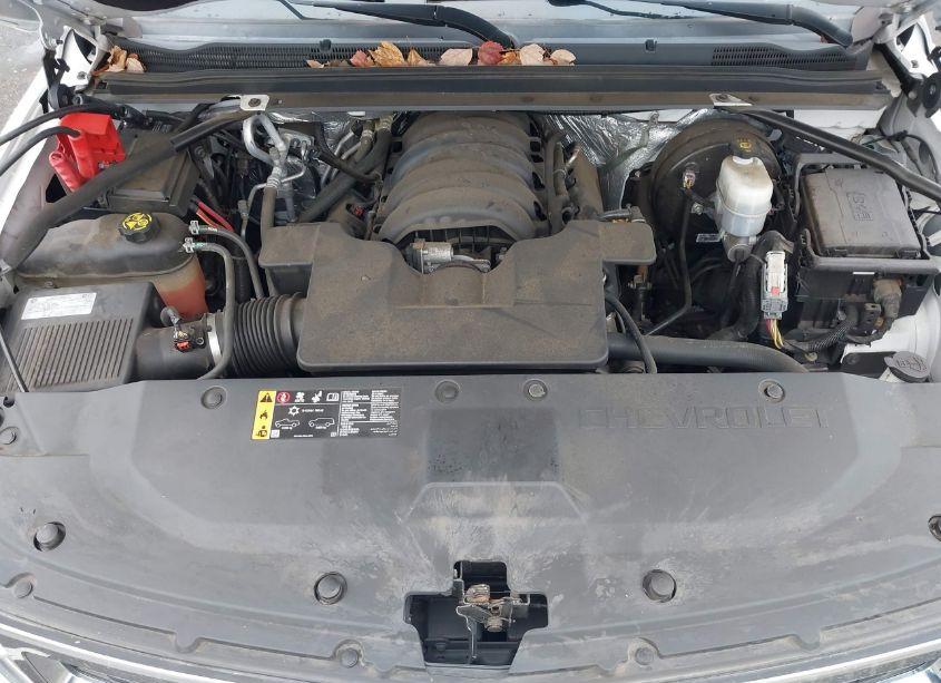 Photo 10 of 2017 Chevrolet Tahoe LT (VIN 1GNSKBKC9HR258456)