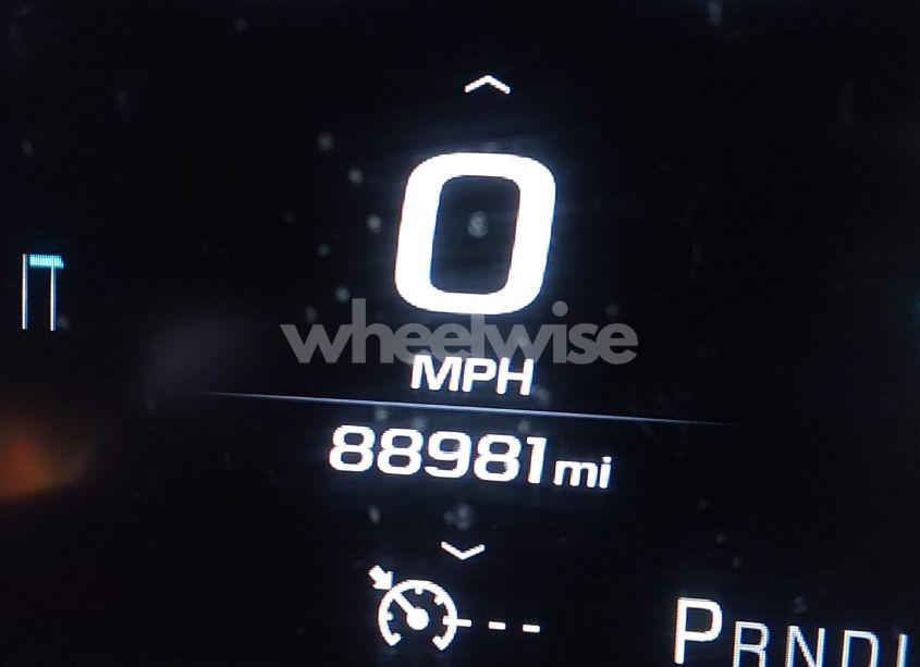 Photo 7 of 2017 Chevrolet Tahoe LT (VIN 1GNSKBKC9HR352109)