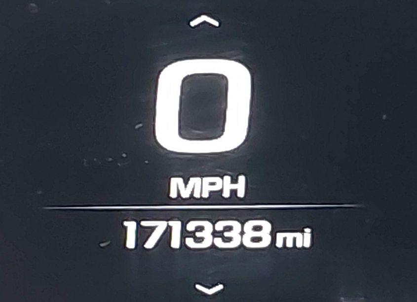 Photo 15 of 2017 Chevrolet Tahoe LT (VIN 1GNSKBKC9HR385370)