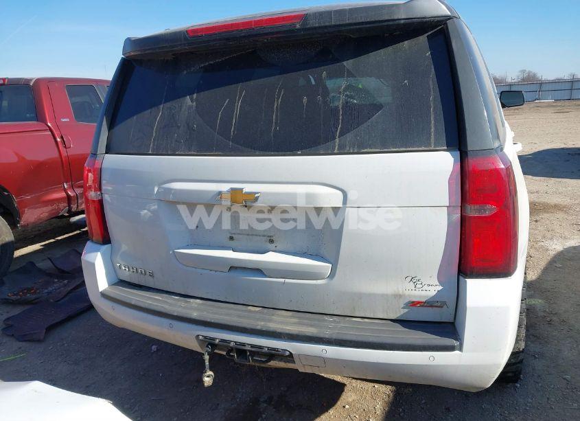 Photo 16 of 2017 Chevrolet Tahoe LT (VIN 1GNSKBKC9HR392755)