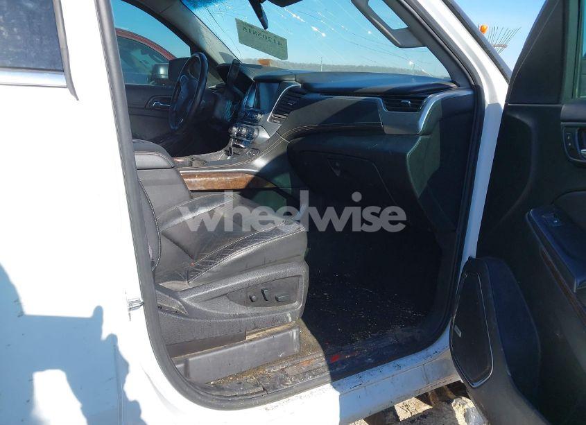 Photo 5 of 2017 Chevrolet Tahoe LT (VIN 1GNSKBKC9HR392755)