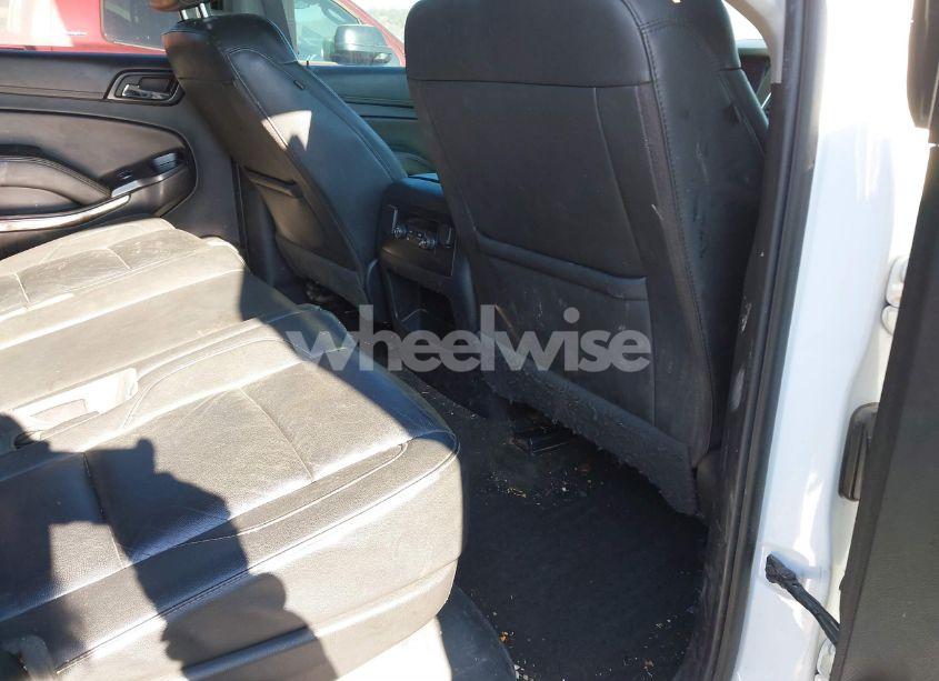 Photo 8 of 2017 Chevrolet Tahoe LT (VIN 1GNSKBKC9HR392755)