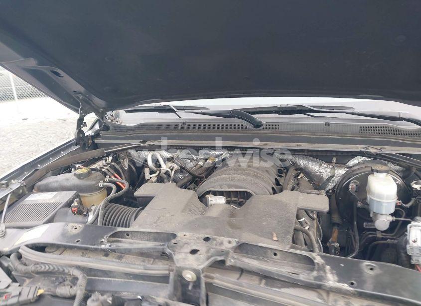 Photo 10 of 2018 Chevrolet Tahoe LT (VIN 1GNSKBKC9JR245289)