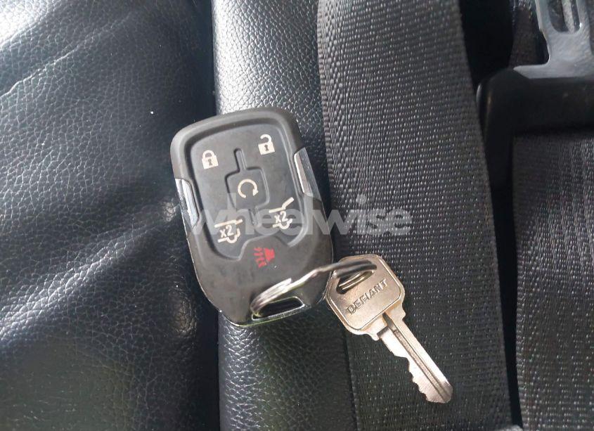 Photo 11 of 2018 Chevrolet Tahoe LT (VIN 1GNSKBKC9JR245289)