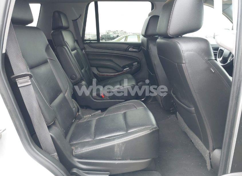 Photo 8 of 2019 Chevrolet Tahoe LT (VIN 1GNSKBKC9KR158798)