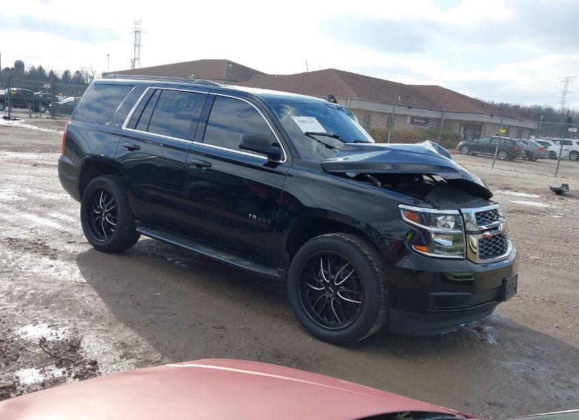 2019 Chevrolet Tahoe LT (VIN 1GNSKBKC9KR285096) main photo