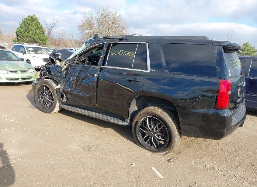 Photo 3 of 2019 Chevrolet Tahoe LT (VIN 1GNSKBKC9KR285096)