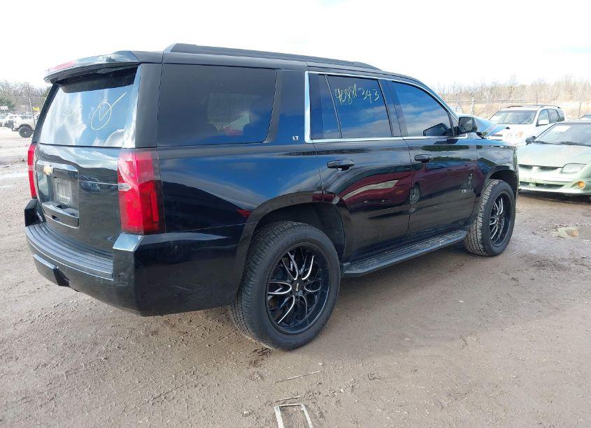 Photo 4 of 2019 Chevrolet Tahoe LT (VIN 1GNSKBKC9KR285096)