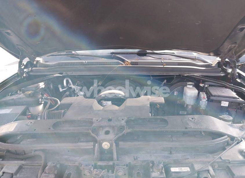 Photo 10 of 2019 Chevrolet Tahoe LT (VIN 1GNSKBKC9KR354255)