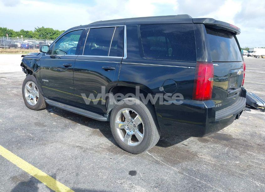 Photo 3 of 2019 Chevrolet Tahoe LT (VIN 1GNSKBKC9KR354255)