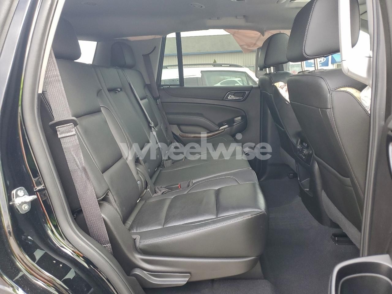 Photo 11 of 2019 CHEVROLET TAHOE K1500 LT (VIN 1GNSKBKC9KR403714)