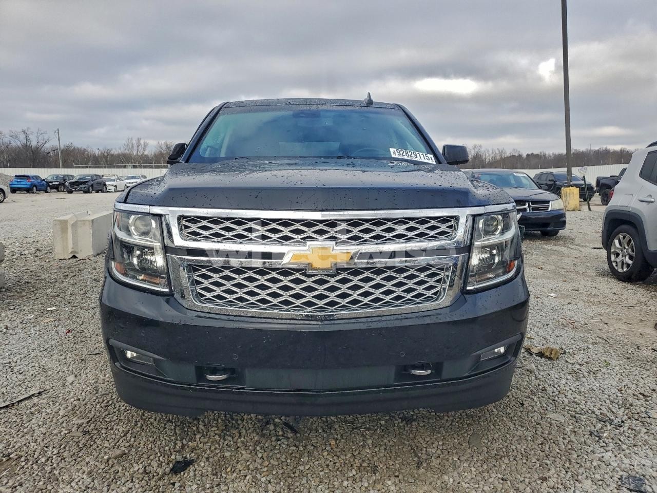 Photo 5 of 2019 CHEVROLET TAHOE K1500 LT (VIN 1GNSKBKC9KR403714)