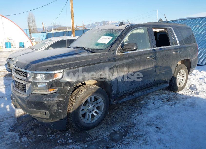 Photo 2 of 2020 Chevrolet Tahoe 4WD LT (VIN 1GNSKBKC9LR309818)