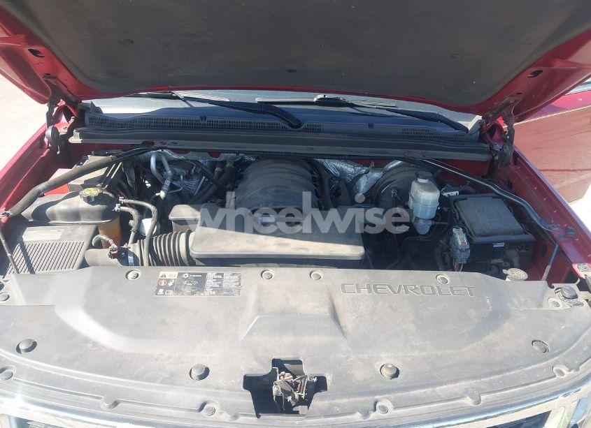 Photo 10 of 2015 Chevrolet Tahoe LT (VIN 1GNSKBKCXFR211563)