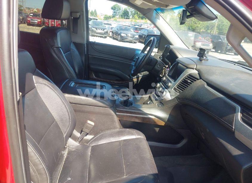 Photo 5 of 2015 Chevrolet Tahoe LT (VIN 1GNSKBKCXFR211563)