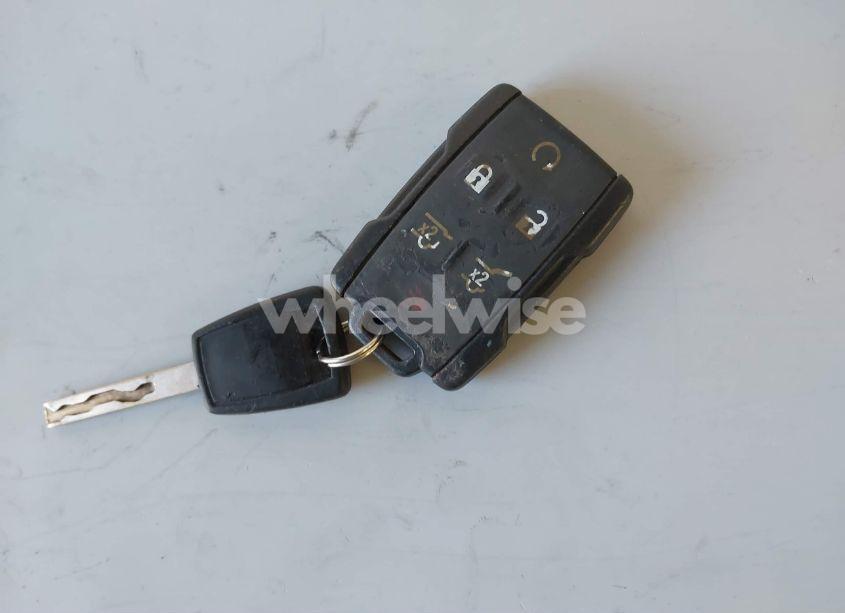 Photo 11 of 2015 Chevrolet Tahoe LT (VIN 1GNSKBKCXFR217301)