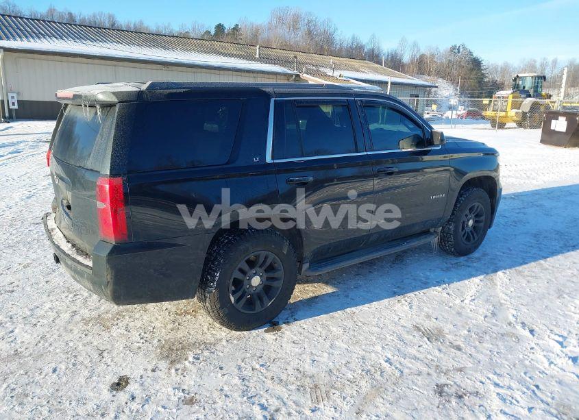 Photo 4 of 2015 Chevrolet Tahoe LT (VIN 1GNSKBKCXFR217301)