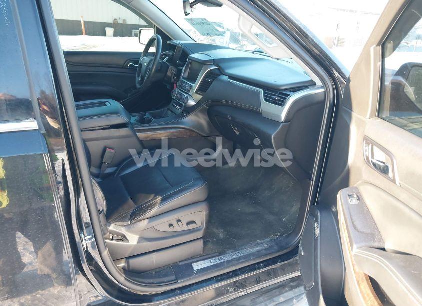Photo 5 of 2015 Chevrolet Tahoe LT (VIN 1GNSKBKCXFR217301)