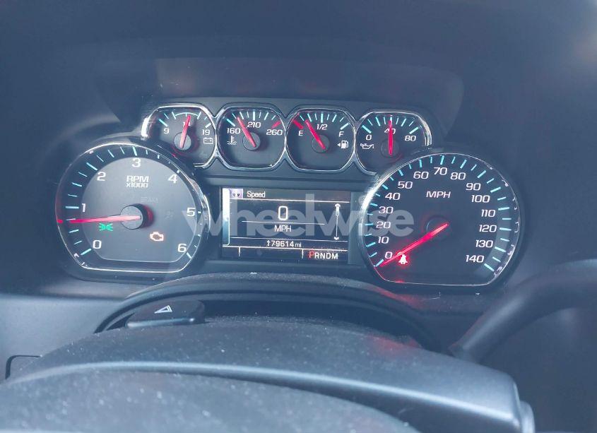 Photo 7 of 2015 Chevrolet Tahoe LT (VIN 1GNSKBKCXFR217301)