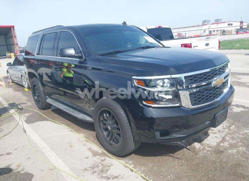 2015 Chevrolet Tahoe LT (VIN 1GNSKBKCXFR218867) main photo