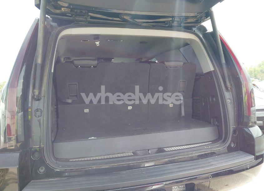 Photo 18 of 2015 Chevrolet Tahoe LT (VIN 1GNSKBKCXFR218867)