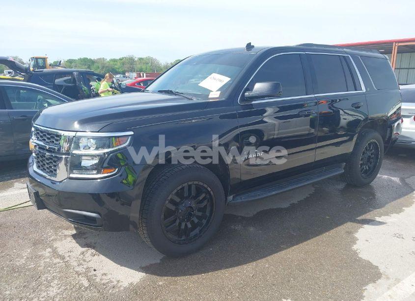 Photo 2 of 2015 Chevrolet Tahoe LT (VIN 1GNSKBKCXFR218867)