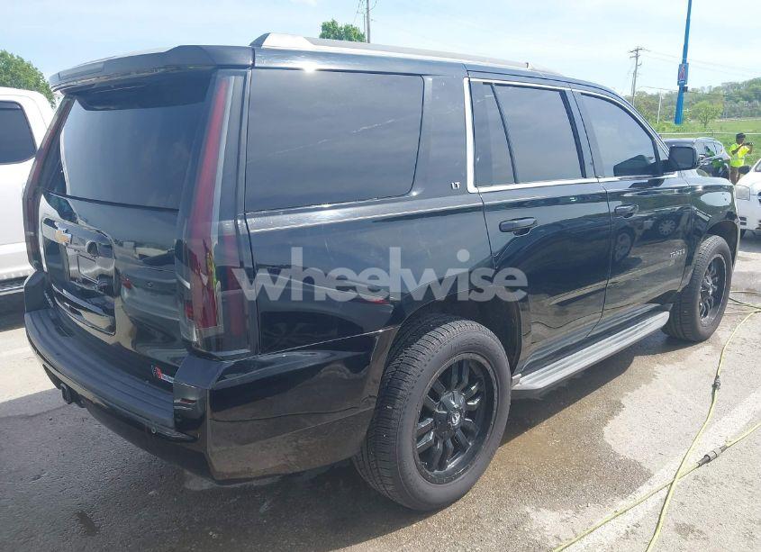 Photo 4 of 2015 Chevrolet Tahoe LT (VIN 1GNSKBKCXFR218867)