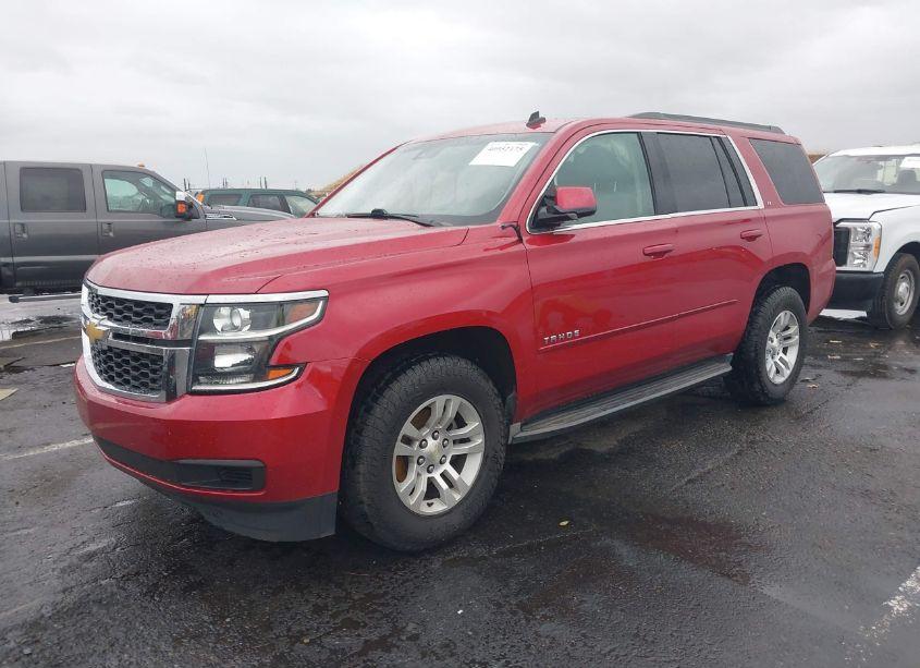 Photo 2 of 2015 Chevrolet Tahoe LT (VIN 1GNSKBKCXFR233000)